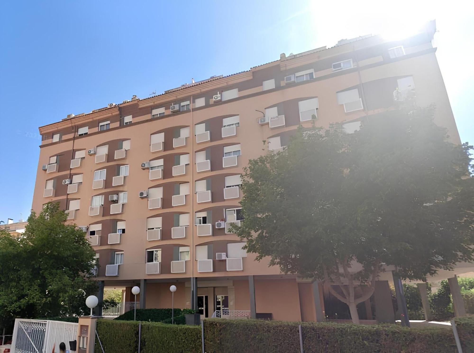Suite Universidad Jaén Exterior foto